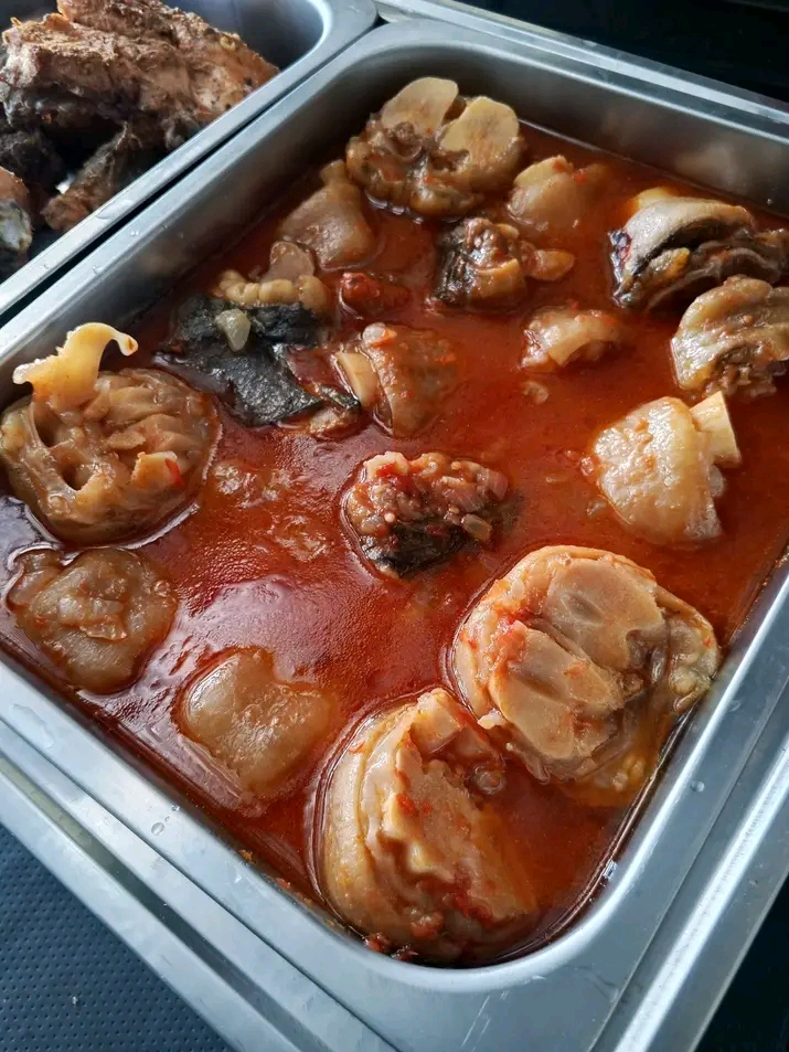 Tripe in tomato sauce